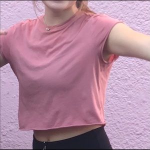 Cute pink cropped tee